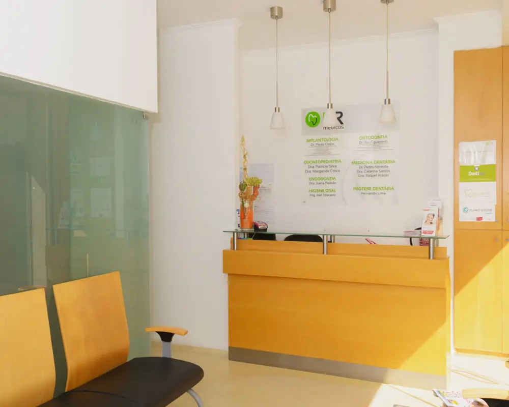 Reception at the Baixa da Banheira clinic